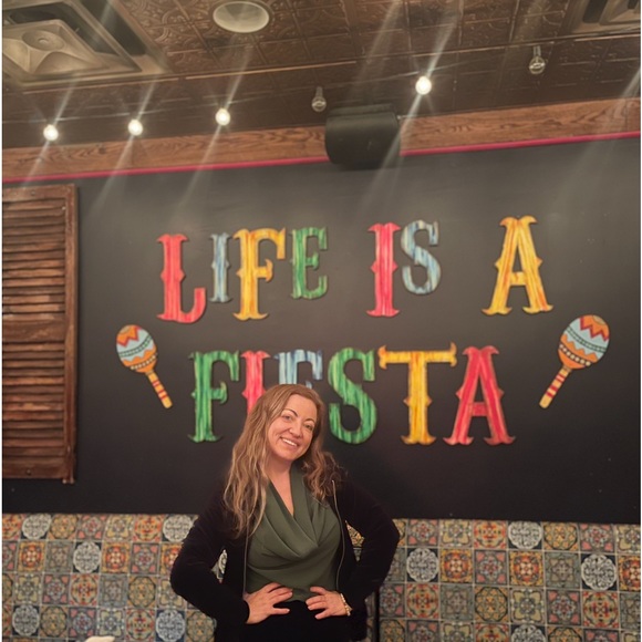 🎁Sunday 🛑Lots of Surprises! - Picture 9 of 16